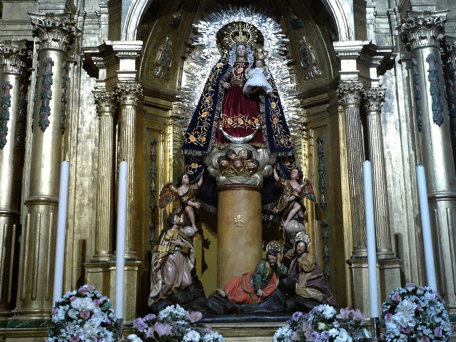 La Virgen del Pilar, Oraciones, historia y santuarios